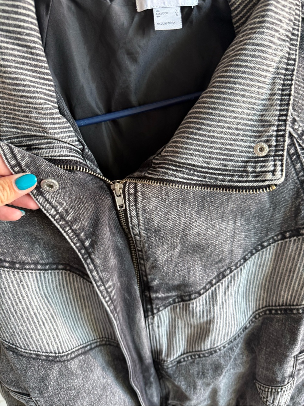 Forever 21 Black Washed Denim Bomber Jacket - Picture 3 of 4